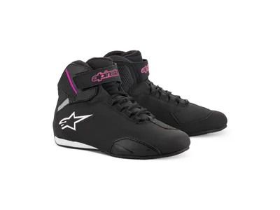 Women’s Footwear