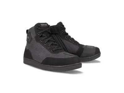 Riding Shoes